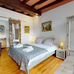 Le Clos Bartholdi Lägenhet *