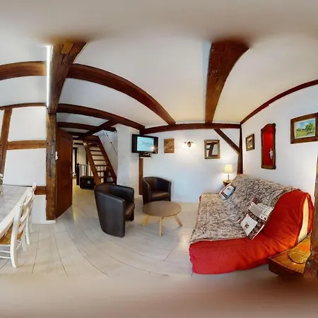 Le Clos Bartholdi Апартаменты Кольмар
