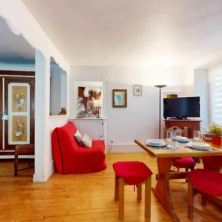 Апартаменти Le Clos Bartholdi *